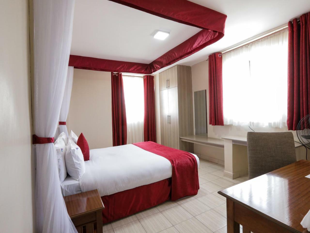 67 Athi Hotel Athi River ภายนอก รูปภาพ